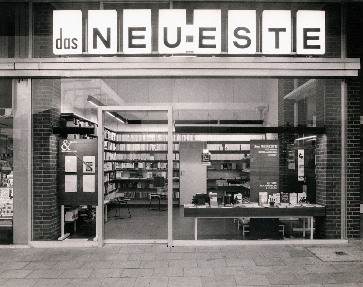 Die Buchhandlung an ihrem Gründungsort am Hagener Hbf, Mitte der 60er Jahre